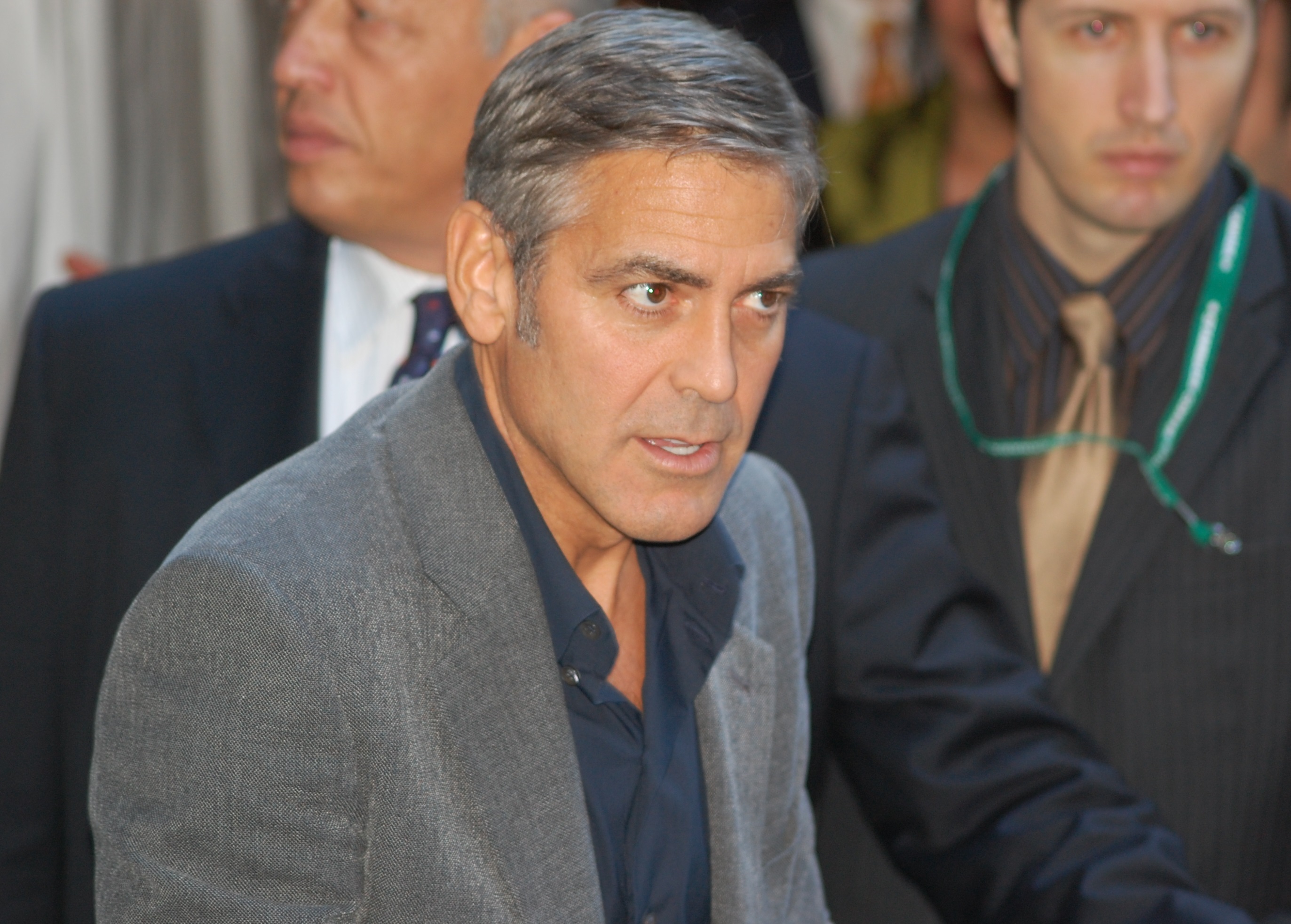 Dzhordzh Kluni utverzhdaet chto Amerika mozhet sdelat realnyie izmeneniya v Sudane - Джордж Клуни утверждает, что Америка может сделать реальные изменения в Судане