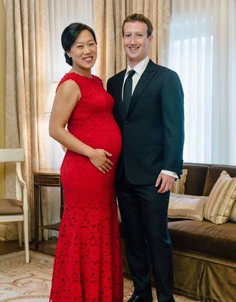 1004807 - Основатель Facebook не постеснялся показать беременную жену