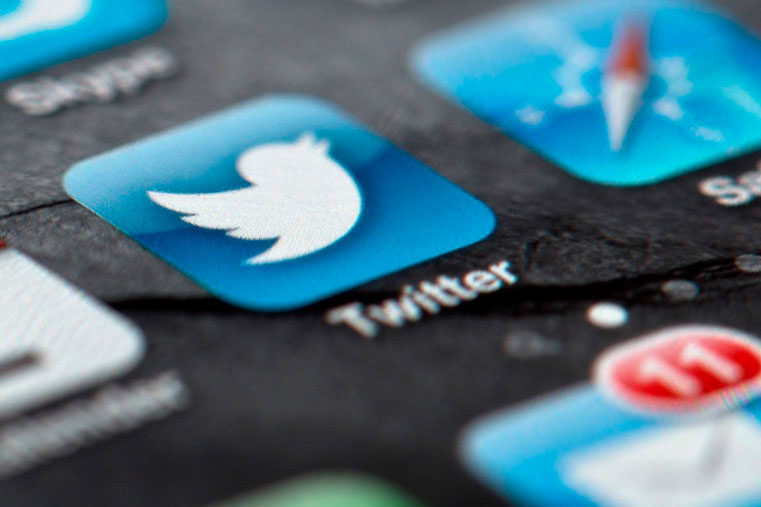 twitter iconka - Twitter получил иск по обвинению в просмотре сообщений