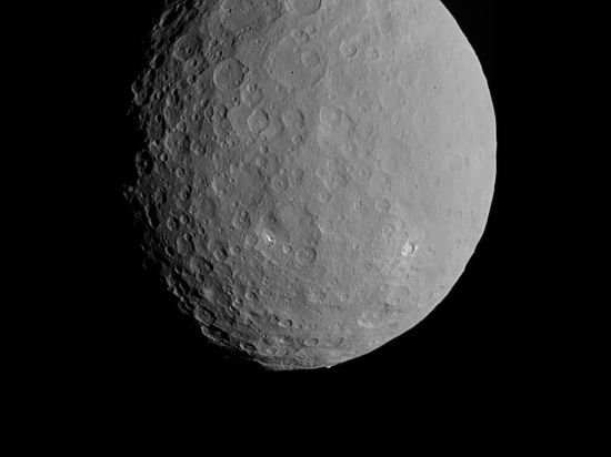 364358612 4824322 - NASA опубликовал цветные фотографии Цереры