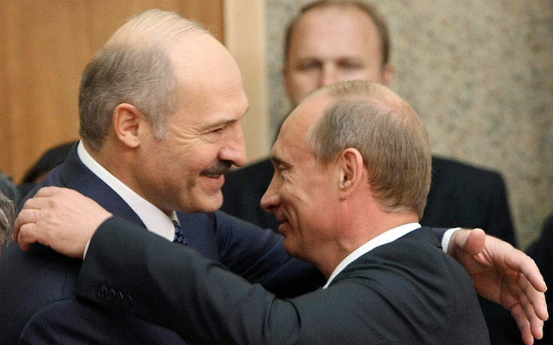 ZzZarnFxleQ - Лукашенко поздравил Путина с днем рождения