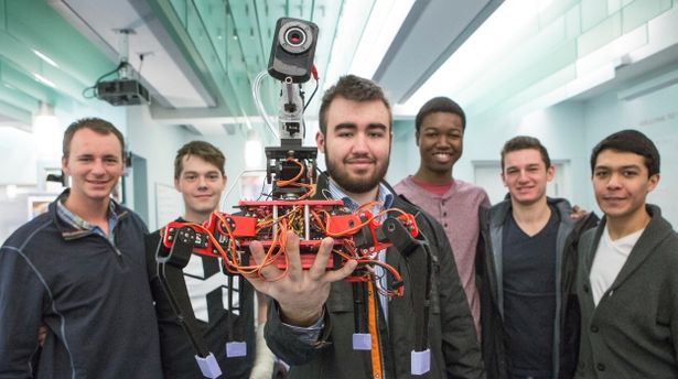 Студенты Гарвардского университета заявляют, что инновационный дроид сможет эффективно справляться не только с боевой техникой противника, но и вражескими роботами.