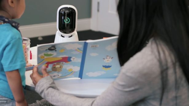 Авторы технологии уверены, что в ближайшем будущем робот - помощник под названием Otto станет незаменимым в домашнем быту.