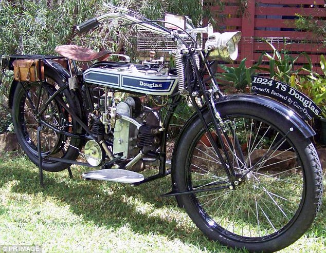 35C4BEED00000578 0 image a 1 1467168884452 - В Австралии похищен редкий раритетный мотоцикл