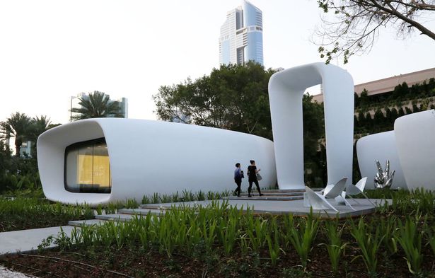 В Дубае построен первый в мире офис при помощи 3D - принтера