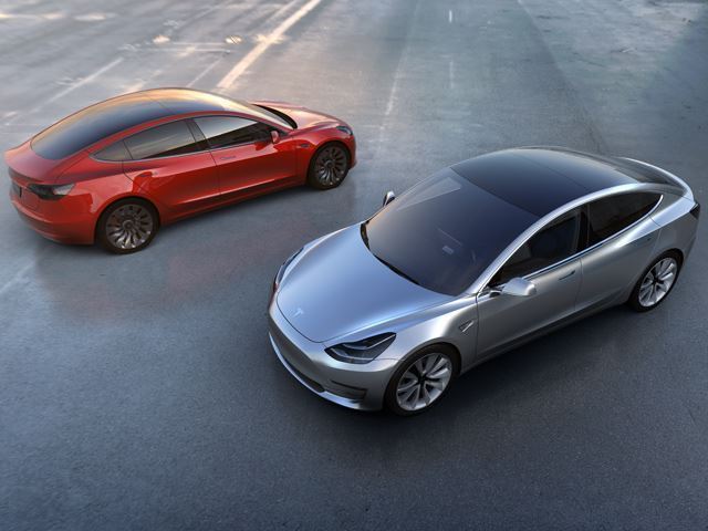 575371 - Компания Tesla собирается изменить дизайн своих автомобилей