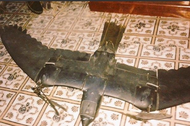 Drone disguised as a bird found crashed in Somalia how the governments hide their eyes in the sky - В Сомали создали замаскированный под птицу беспилотник