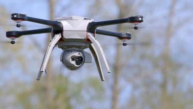 Drones flying on a large scale for the French police - В США официально открыли воздушное пространство для беспилотных дронов