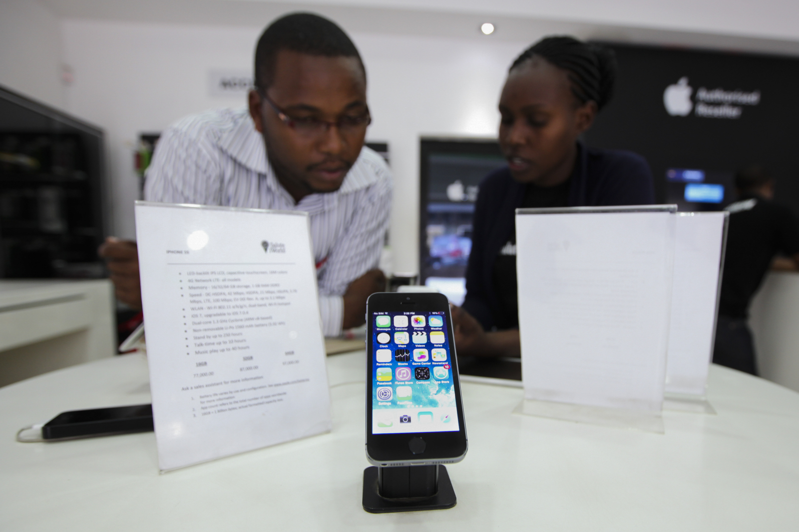 h 51499415 - Количество владельцев смартфонов в Африке увеличилось на 100%