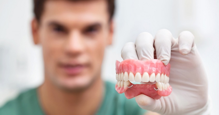 protezirovaanie - В Америке неизвестный украл у мужчины зубные протезы
