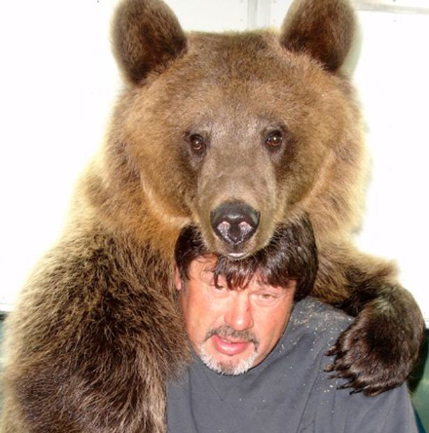 jim-with-400lb-kodiak-brown-bear-1