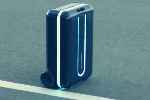 Travelmate is a fully autonomous smart suitcase - Ученые создали самопередвигающийся чемодан