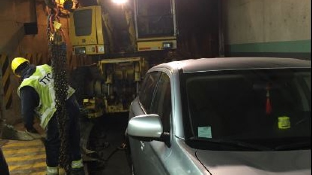 car - В Канаде оштрафовали водителя, заехавшего в трамвайный тоннель по вине GPS-навигатора