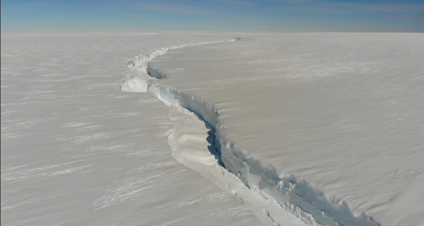 1d2f9110778ca9d763deda27f0f60578 - Огромный айсберг толщиной 150 м откололся от ледника в Антарктиде