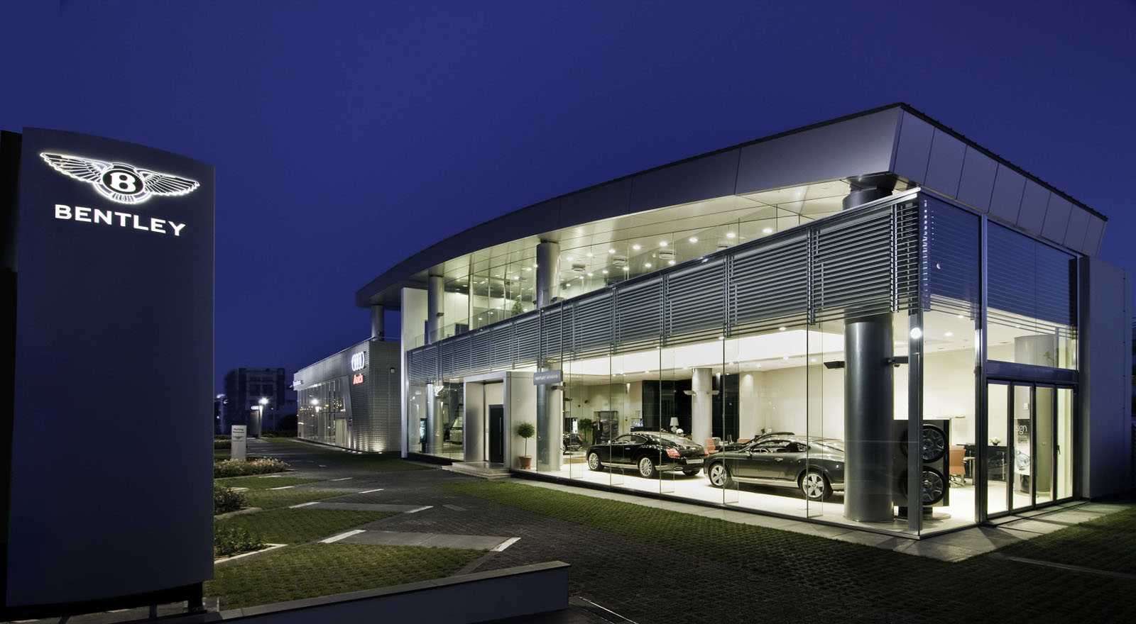 bentley - Bentley добавляет больше солнечных батарей на заводе
