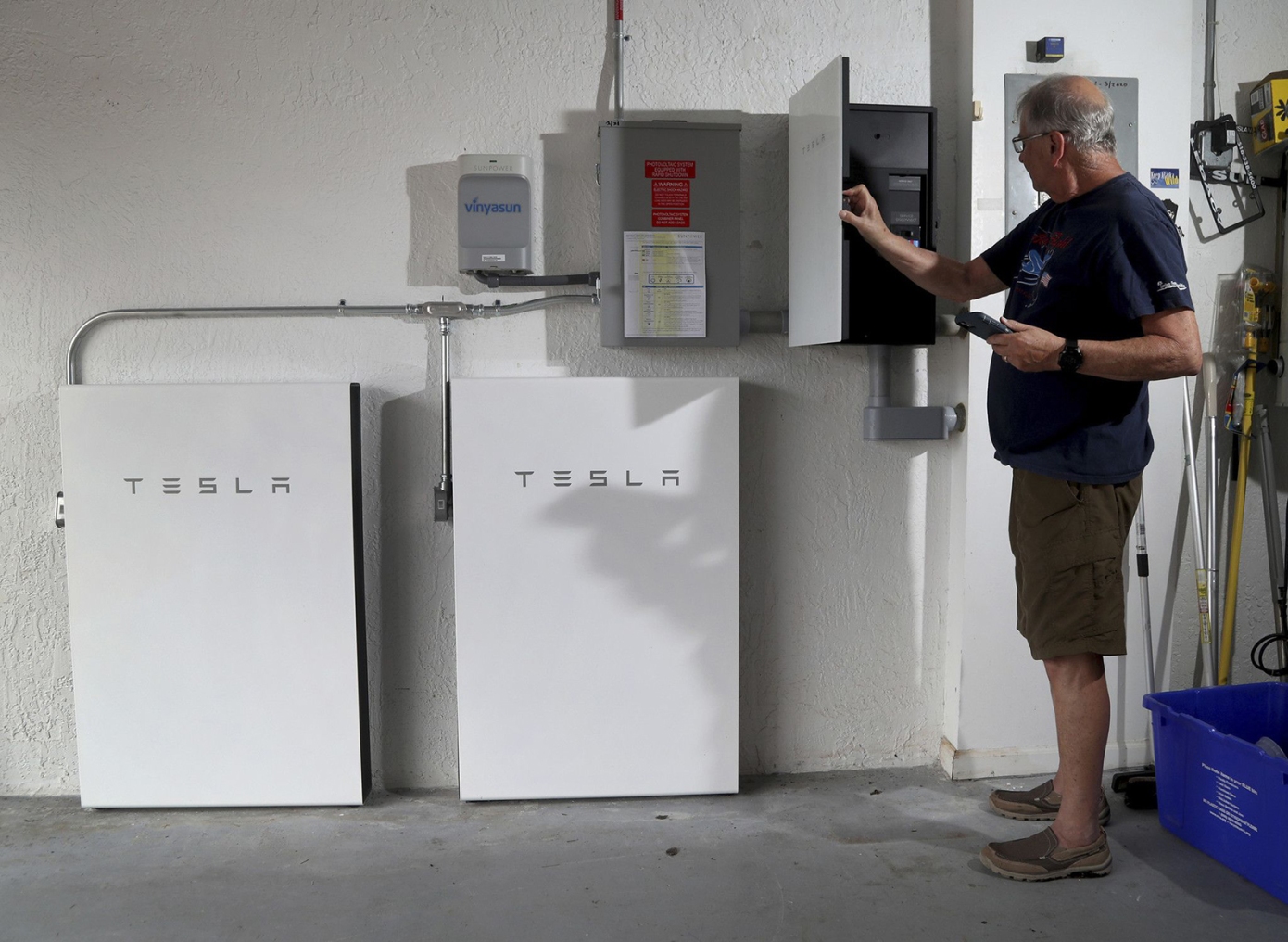 tesla - Tesla в поисках экологических решений